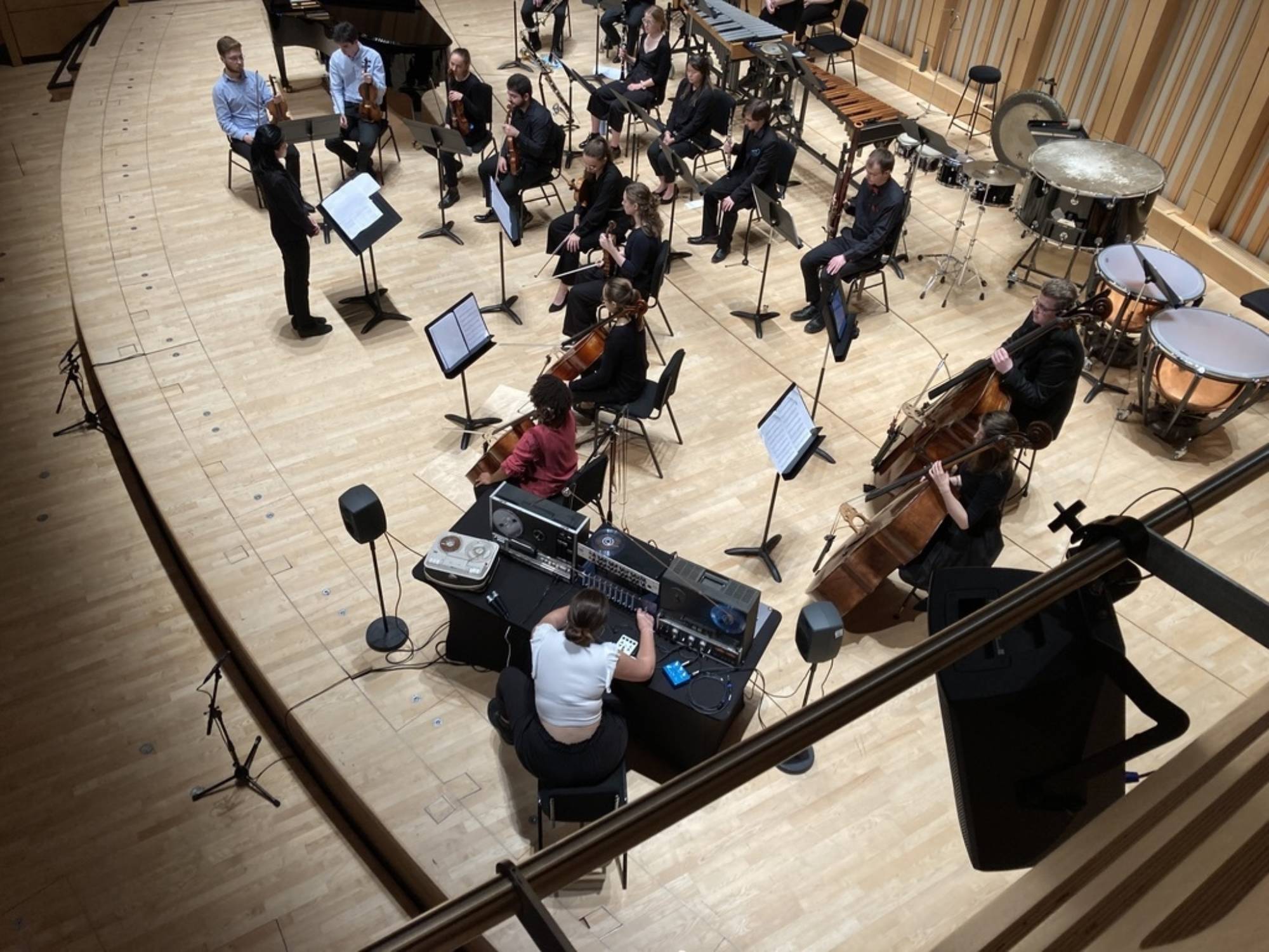 Tư vấn & thuyết phục   